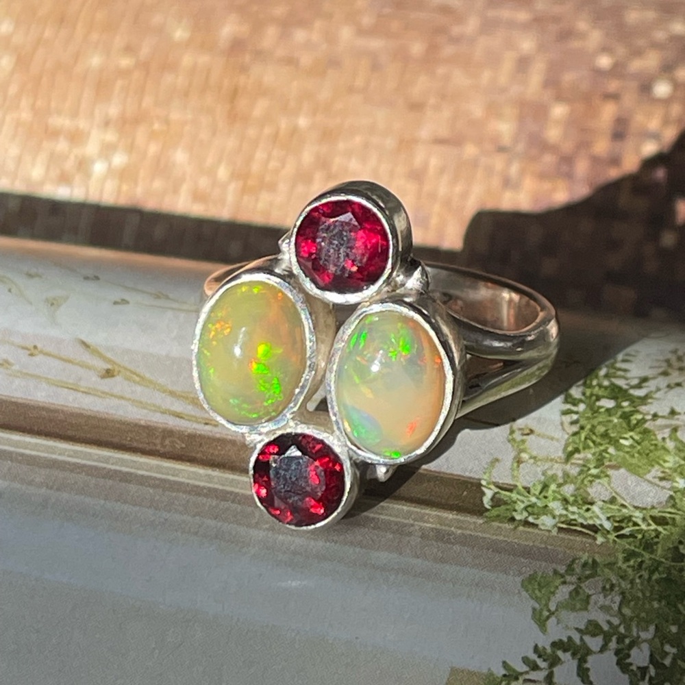 925 Sterling silver multi natural gemstone ring fire Opal and garnet Size: US: 9